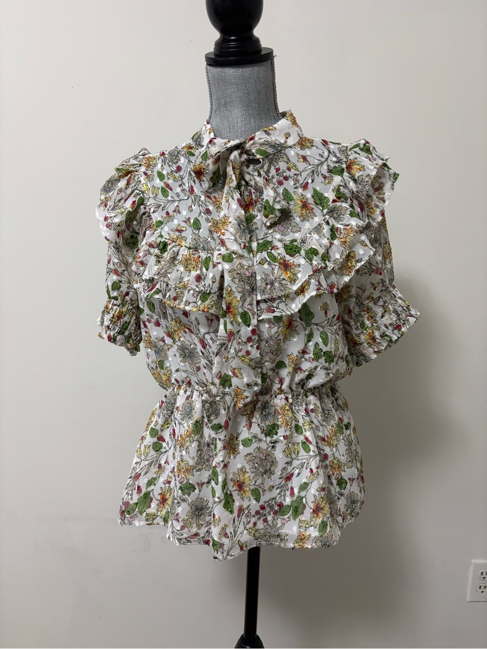 Walter Baker Natasha Garden Party Floral Ruffled Blouse - Picture 5 of 7